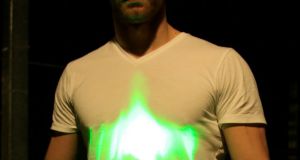 Cardiglow: Fitness Tracker with LED Biofeedback