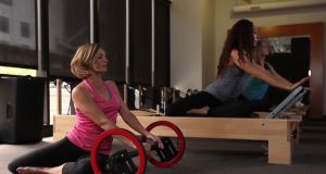 Pilates Wheel: Portable Pilates Machine
