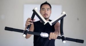 FLEXR Foldable Pullup Bar